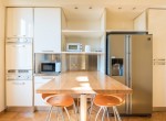 Verzaia luxury Apartment Kitchen table
