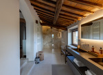 Villa Buonconvento, Siena 1Floor Master Bathroom