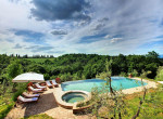 villa-Ambrosia-Tuscany swimming-pool-2