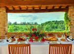 villa-Ambrosia-dining-table