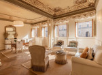 Florence prestigious apartment Pitti view Living