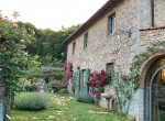 PODERE LE ROSE GAIOLE IN CHIANTI front house