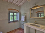 Il Mulino Bathroom 1